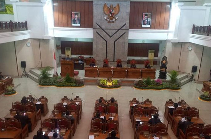 APBD Buleleng Disahkan Fokus pada Infrastruktur Dan Jalan Rusak