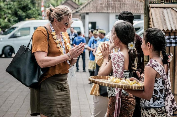 Bali Terapkan Aturan Ketat bagi Turis Asing Demi Hormati Budaya Lokal