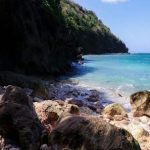 Tren Wisata Alternatif: Pantai Kuta Terlalu Ramai Coba Pantai Bangunan Tersembunyi